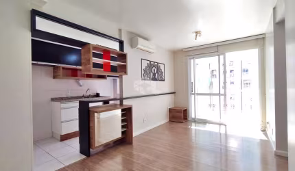 Excelente apartamento de 02 dormitórios, 01 suíte e vaga coberta no Bairro Vila Ipiranga em Poa