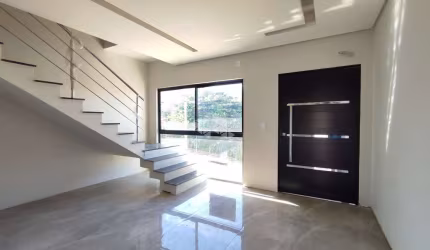 Sobrado Triplex de 112m² com 2 Suítes no Residencial Verdes Campos