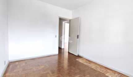 Apartamento 03 dormitórios e 02 vagas com 96m² em ótima localização do bairro Independência