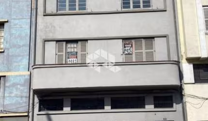 Apartamento 04 dormitórios com loja Térrea na Farrapos próximo a Rodoviária