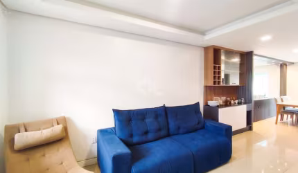 Casa 4 Dormitórios no Residencial Verdes Campos em Porto Alegre
