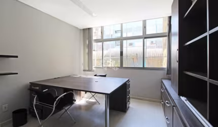 Sala Comercial Mobiliada de 28,97m² no Bairro Cidade Baixa, Porto Alegre