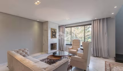 CASA TRIPLEX MOBILIADA EM CONDOMÍNIO COM 3 DORMITÓRIOS, 1 SUÍTES E DUAS VAGAS - JARDIM ECOVILLE - LOMBA DO PINHEIRO