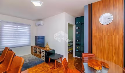 APARTAMENTO MOBILIADO 1 DORMITÓRIO COM VAGA COBERTA - VILA IPIRANGA