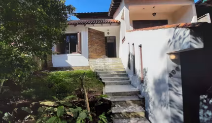 Linda casa no Teresópolis proximo ao Nacional
