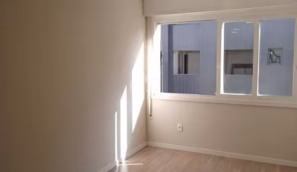Apartamento 1 dormitório, são 45m² no bairro Bela Vista  a 200 metros da Praça Carlos Simao Arnt (praça da Encol)