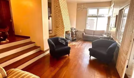 Casa a venda  com 03 dormitórios -Nonoai -Porto Alegre