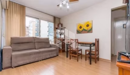 Apartamento 02 dormitórios no Bela Vista.