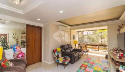 Apartamento 3 dormitórios com 1 suíte, 2 vagas cobertas, Jardim Planalto, Porto Alegre.