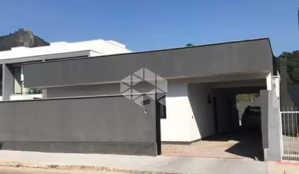 CASA BOSQUE DA PEDRA