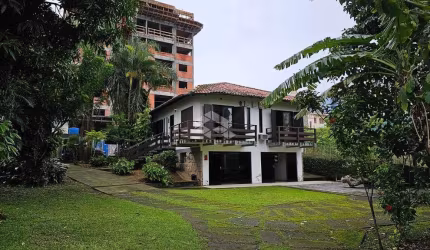 Terreno à venda com 1.218,25m², Viabilidade para 14 pavimentos -  Barreiros - São José - SC
