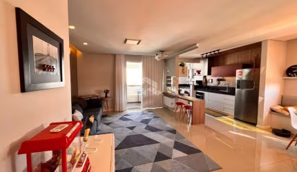 Amplo apartamento 2 dormitórios, 87m² privativos no Estreito em Florianópolis