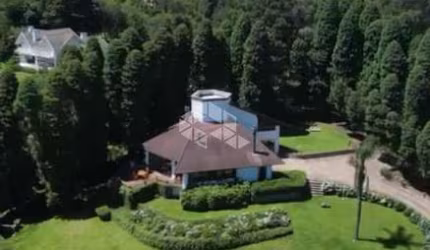Casa com 04 dormitórios, Condomínio Golf Club Gramado