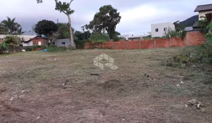 Terreno em localização privilegiada