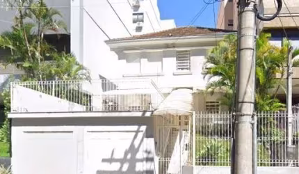 RESIDÊNCIA NO BAIRRO PETRÓPOLIS