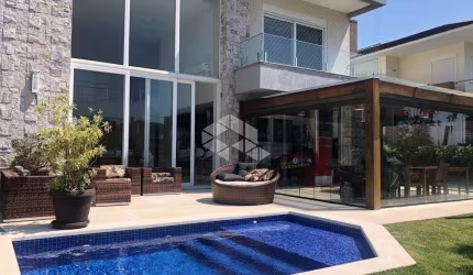 CASA 4 SUITES NO VENTURA CLUB