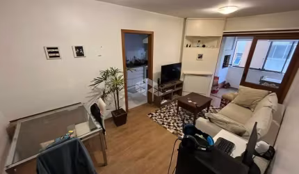Apartamento de 86m² com vaga de estacionamento no bairro Petrópolis
