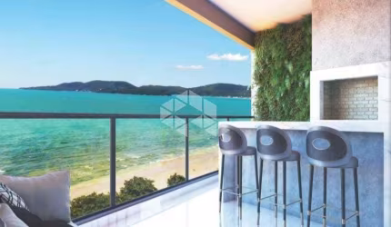 Apartamento 4 suítes e 3 vagas de garagem no Balneário Perequê em Porto Belo/SC
