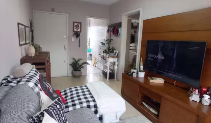 Apartamento 2 dormitórios semi mobiliado Passo da Areia