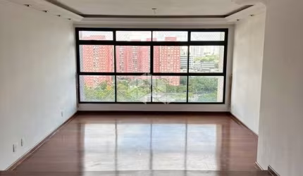 Apartamento em Jardim das Laranjeiras