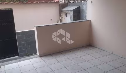 Casa térrea à venda - 2 dormitórios, com vaga,  próxima ao Metrô Tucuruvi