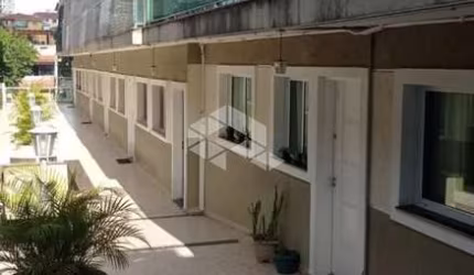Apartamento Moderno com Varanda em Condomínio Completo!