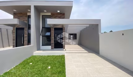 Linda casa geminada com 03 dormitórios no Bairro Conventos em Lajeado