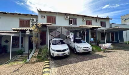Sobrado geminado à venda, em condomínio, no Bairro Montanha em Lajeado