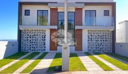 Sobrados geminados com 3 dormitórios, sendo 1 suíte e 2 demi-suíte, a venda no bairro Conventos em Lajeado/RS