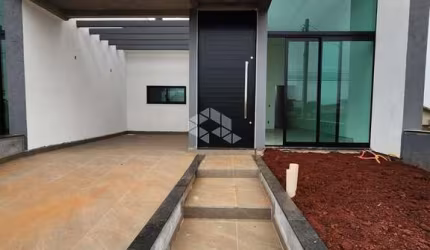 Casa geminada com 3 dormitórios, sendo 1 suíte e 2 demi-suíte, a venda no bairro Moinhos D'Água em Lajeado/RS