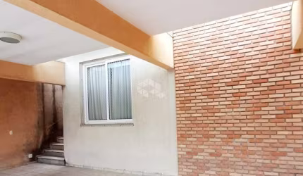 CASA SOBRADO À VENDA_253M²_4 DORMITORIOS_ SENDO 2 SUITES_CONCEIÇÃO_ DIADEMA SP