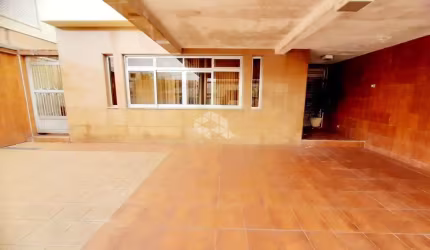 CASA SOBRADO À VENDA_217M²_ 4 DORMITORIOS_CONCEIÇÃO_DIADEMA SP