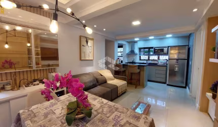 Apartamento reformado e muito bem localizado no bairro Petrópolis!
