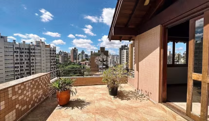 Cobertura duplex com 398 m2, 3 dormitórios, sendo 1 suíte, 3 vagas de garagem, ao lado da Encol!