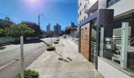 Apartamento novo de dois quartos (sendo uma suíte) próximo à UFSC