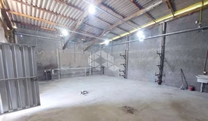 Galpão comercial com 110m2, terreno 458m2, Aririu, Palhoça, SC