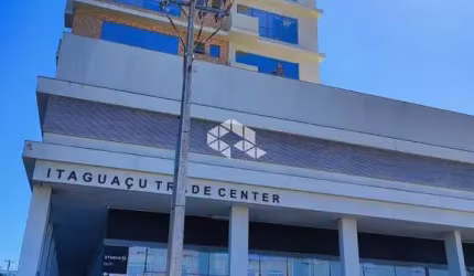 Sala com 33,11m2 priv, prédio novo, total infra-estrutura, Barreiros, São José
