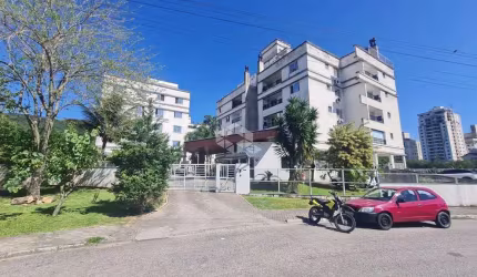 Apartamento 2 quartos na Pedra Branca
