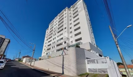 Apartamento com 2 quartos (uma suíte) em Barreiros