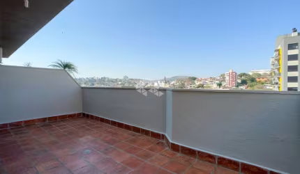 Cobertura com 174 m², 2 dormitórios com quarto auxiliar, 2 vagas separadas