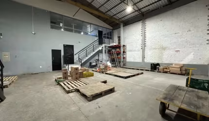 Pavilhão a venda com 180m² na Av Aj Renner Bairro Estancia Velha