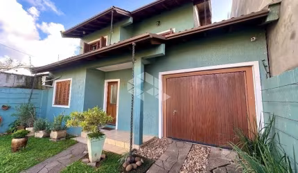 Sobrado 03 quartos, 1 suíte, 146m², vaga para 3 carros Bairro Igara