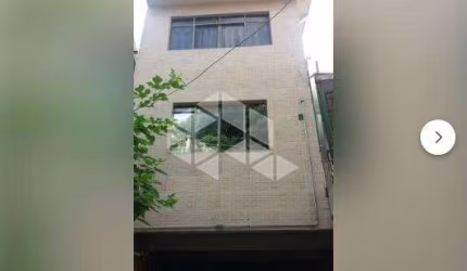 Casa com 3 dormitórios e com Amplo Quintal em Pirituba