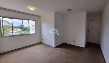 Apartamento 2 quartos, sala com sacada, uma vaga de garagem, Jardim Regina, Pirituba
