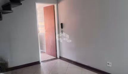 Casa em Condomínio, segurança 24 horas Jardim Jaraguá