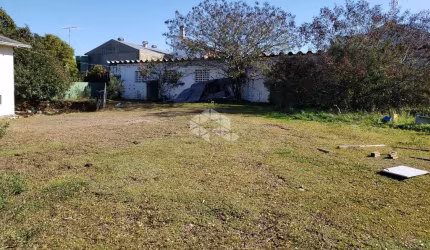 Ótimo terreno de esquina com 1.842,54 m² no Bairro Desvio Rizzo em Caxias do Sul