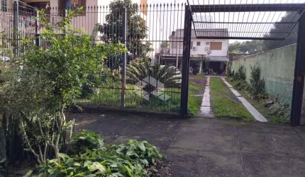 Casa residencial 2 dormitórios  no bairro Cristo Redentor em Porto Alegre/RS
