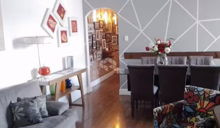 Apartamento à venda, 3 dormitórios e churrasqueira - bairro São Geraldo - Porto Alegre/RS