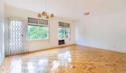Apartamento à venda no bairro Independência