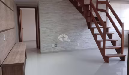 Cobertura à venda com 02 dormitórios / 02 quartos  na av. jacuí no bairro Cristal em Porto Alegre / RS.